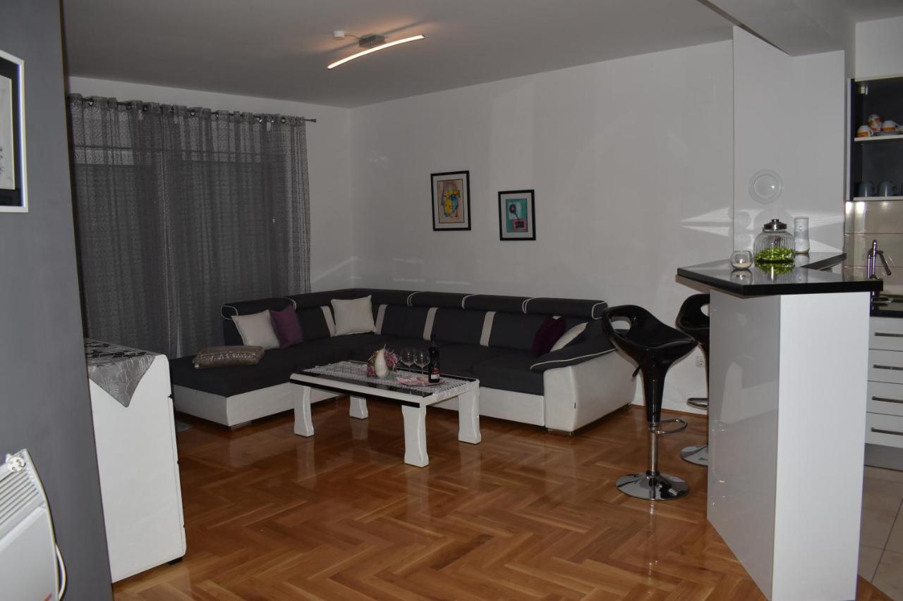 K & S Apartment 캐플례나 외부 사진